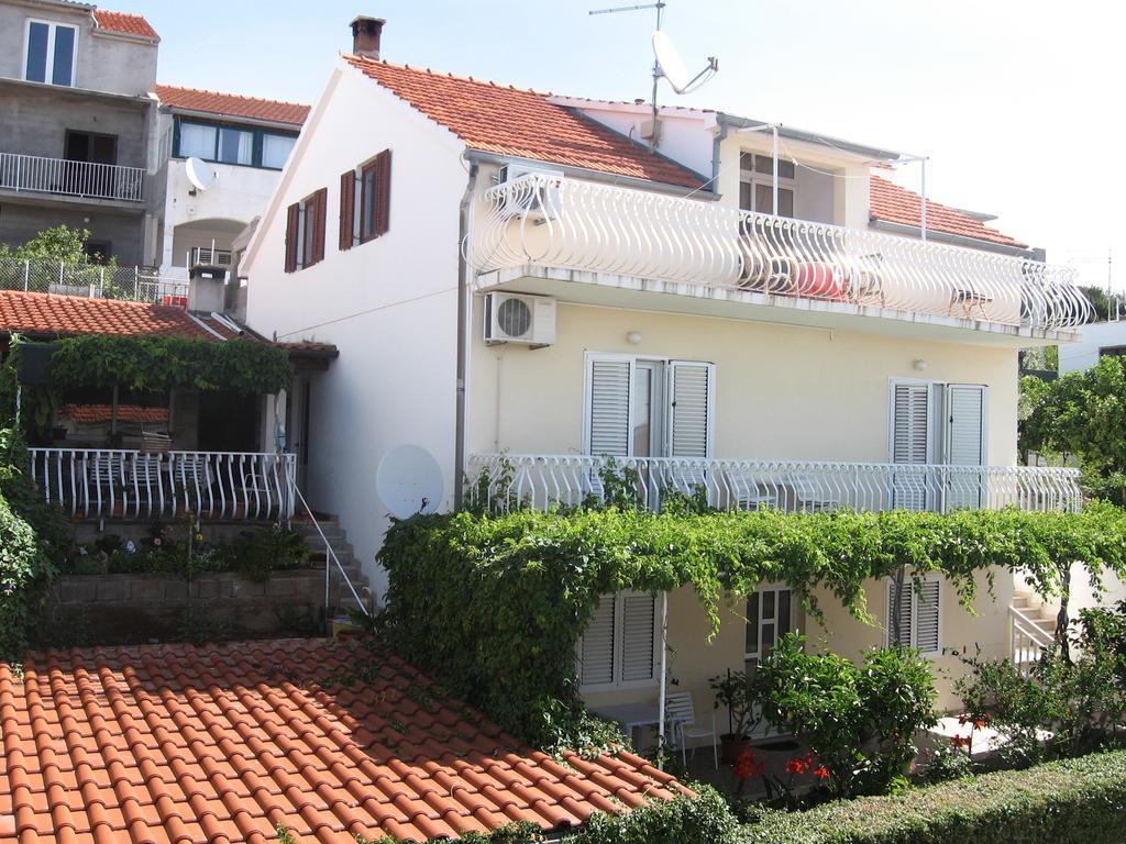 חוואר Apartmani Niki Hvar מראה חיצוני תמונה