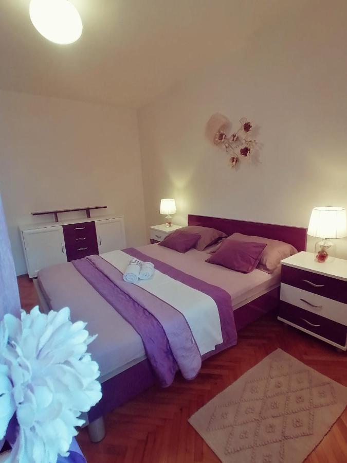 חוואר Apartmani Niki Hvar מראה חיצוני תמונה