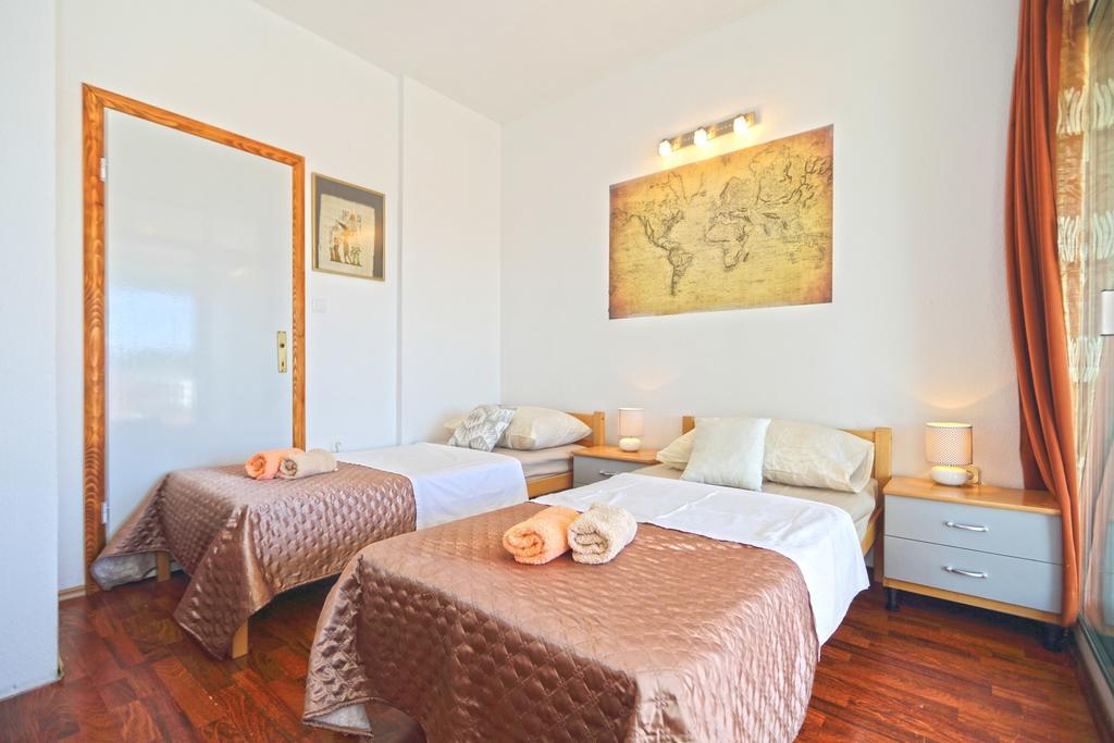 חוואר Apartmani Niki Hvar חדר תמונה