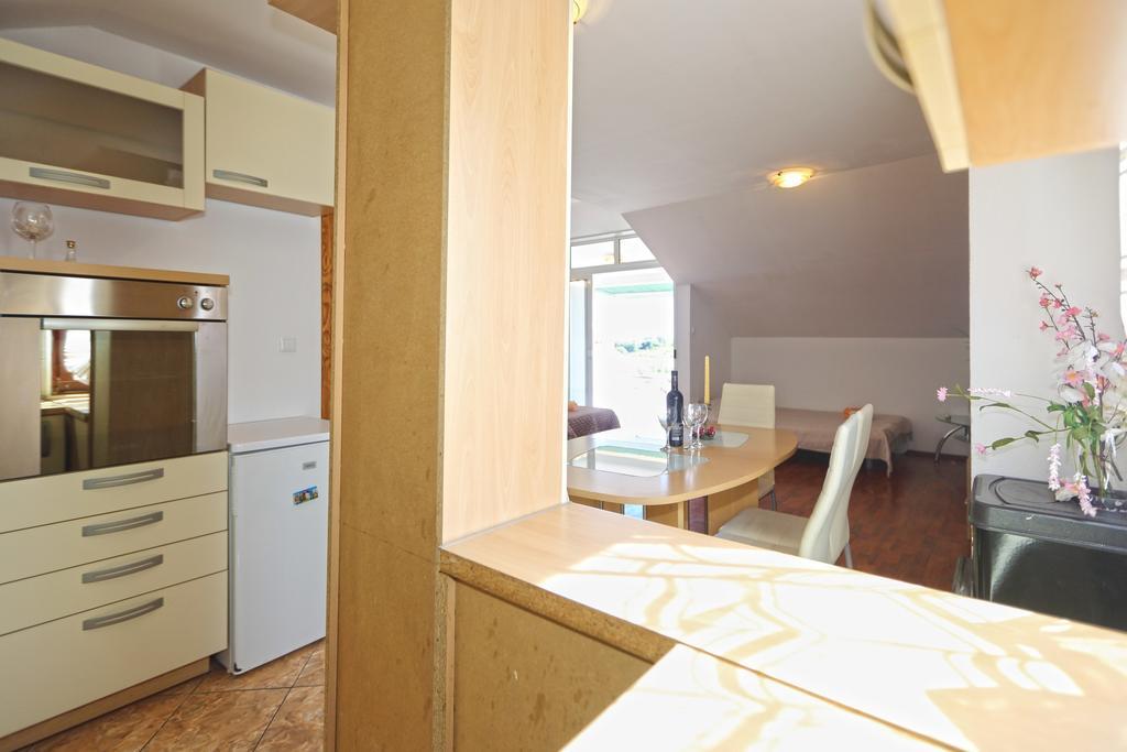 חוואר Apartmani Niki Hvar חדר תמונה