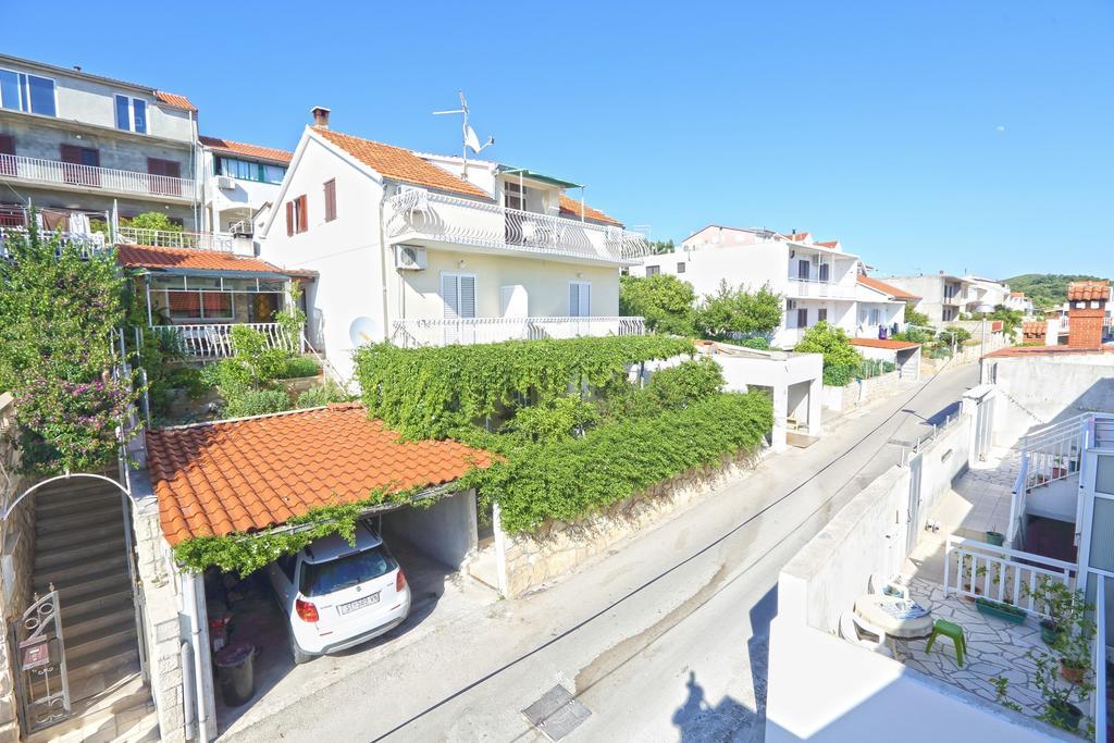 חוואר Apartmani Niki Hvar חדר תמונה