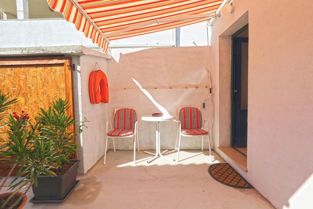 חוואר Apartmani Niki Hvar מראה חיצוני תמונה